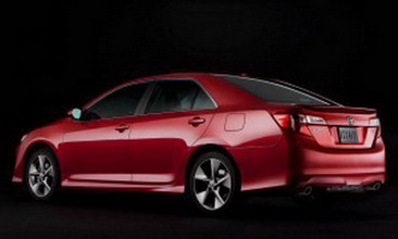 Обновленную Toyota Camry покажут 15 апреля в Нью-Йорке